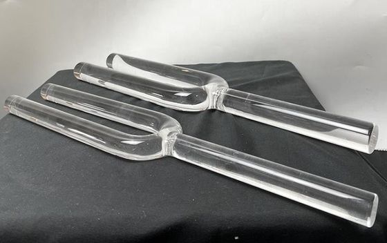 Perfecto sonido de cristal de afinación tenedor para la curación de sonido