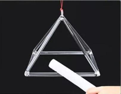 Pirámide de cuarzo con huelguista