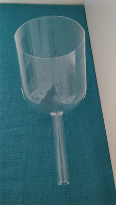 Cuencos de cristal transparentes con mango