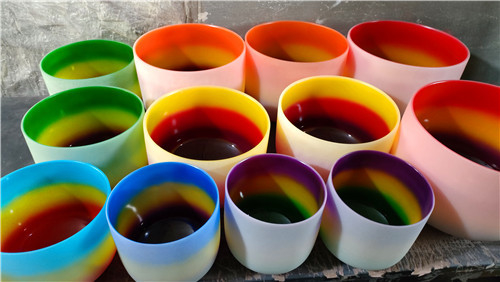 Juego de cuencos cantores de cristal de cuarzo con color arcoíris esmerilado para terapia del alma o curación