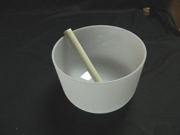 Cuencos de cristal congelados para cantar