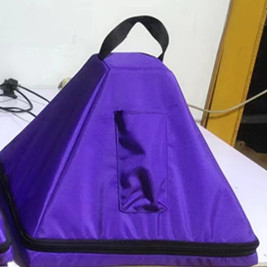 Pirámide cantora de cuarzo que lleva cajas hechas de tela a prueba de suciedad