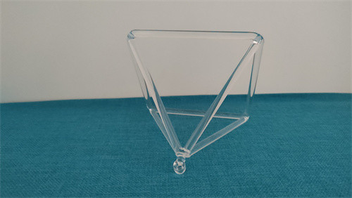 Pirámide cantora de cristal de cuarzo transparente de alta calidad para la limpieza de chakras 3-14