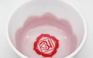 Cuenco cantor de cristal de cuarzo esmerilado con diseño de chakra de loto de 8" para entretenimiento musical