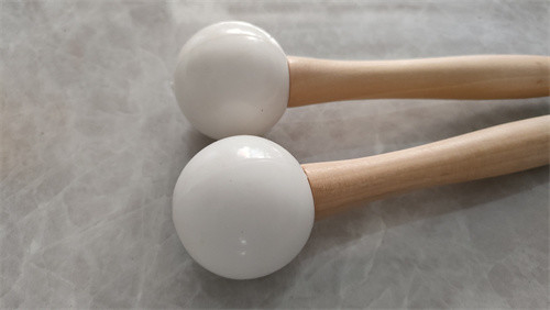 Herramienta de percusión para cuencos cantores de cuarzo